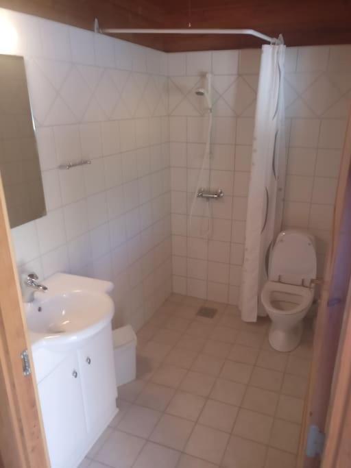 Lyst Dobbelt Vaerelse Med Egen Indgang Og Bad Apartment Nordborg Exterior photo